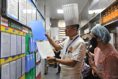 谢家集区市场局召开餐饮企业食品安全暨餐饮质量安全提升行动培训现场会